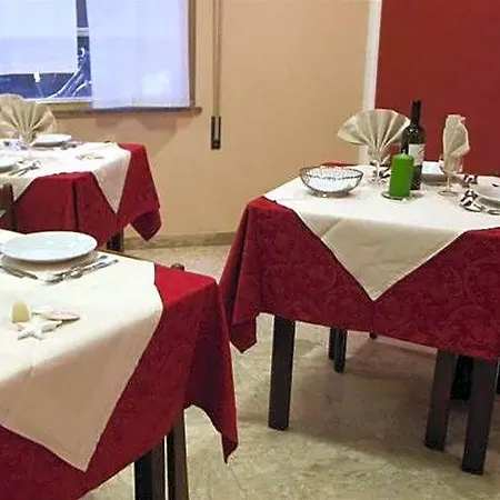 Hotel Annetta 3*