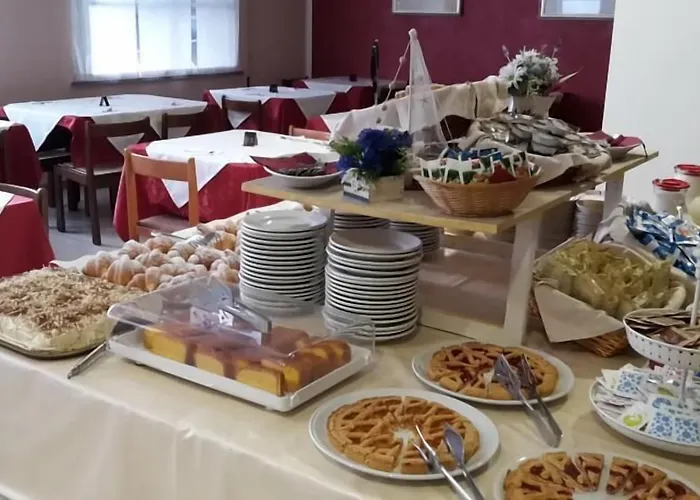 Annetta فندق ريميني