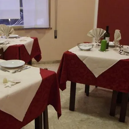 Annetta Hotel
