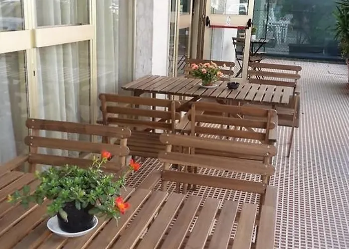 Annetta 3* ريميني