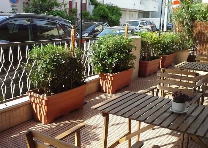 Annetta Hotel 3*