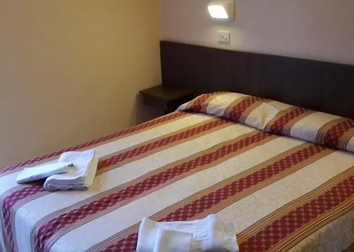 Annetta Hotel 3*