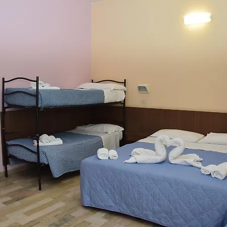 Annetta Hotel 3*
